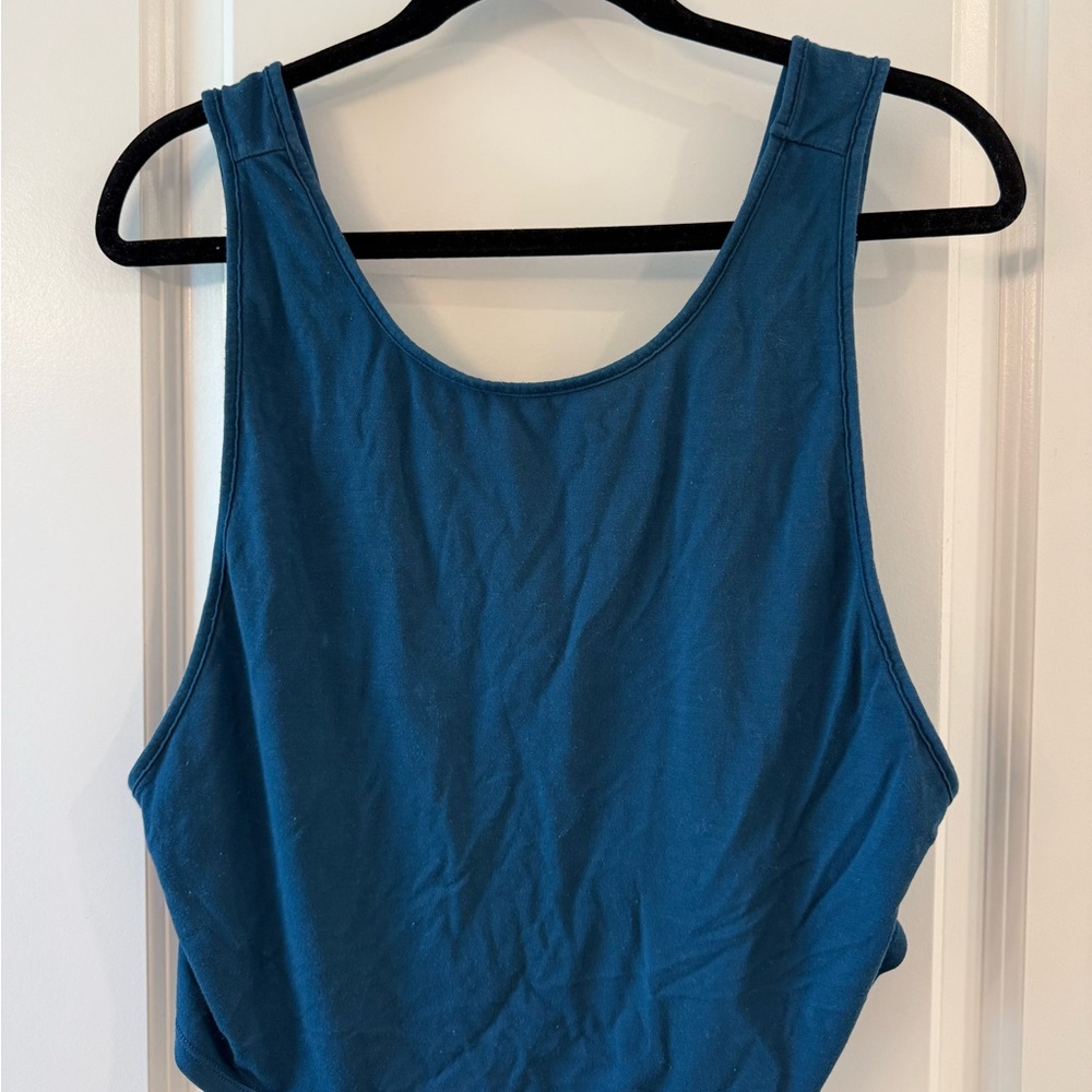 BuffBunny Collection crop tank with cross in back